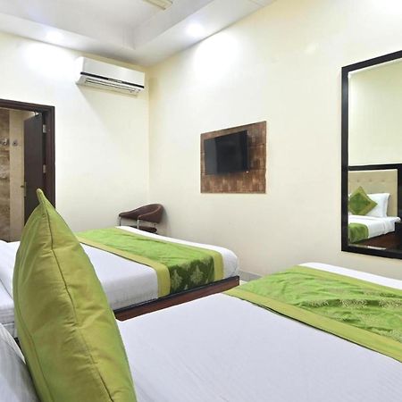 Hotel Emporio View - New Delhi Railway Station - Paharganj 외부 사진