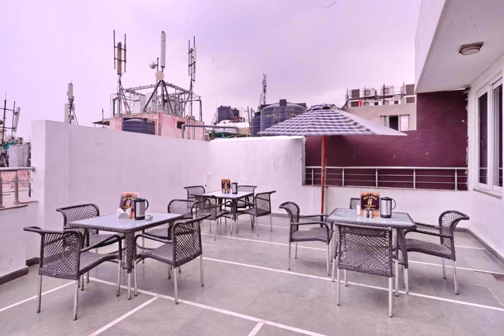 Hotel Emporio View - New Delhi Railway Station - Paharganj 외부 사진
