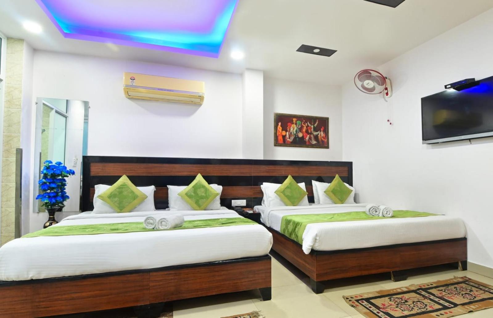 Hotel Emporio View - New Delhi Railway Station - Paharganj 외부 사진