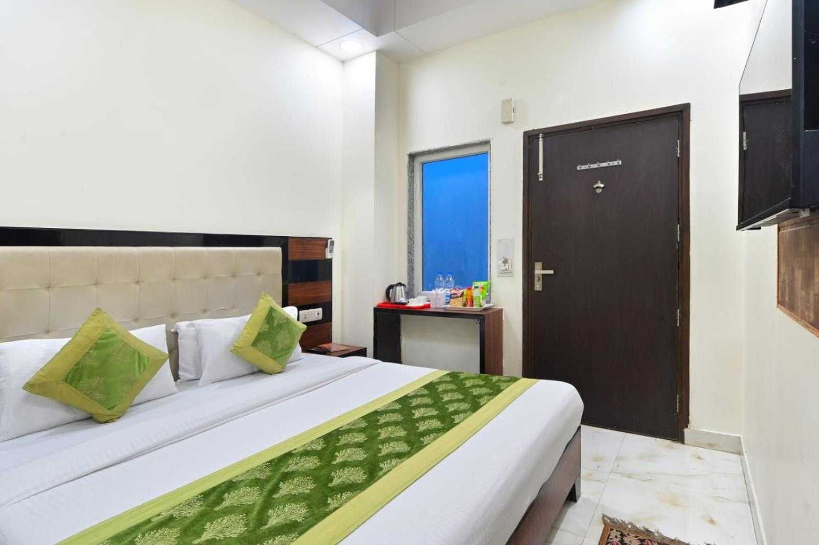 Hotel Emporio View - New Delhi Railway Station - Paharganj 외부 사진
