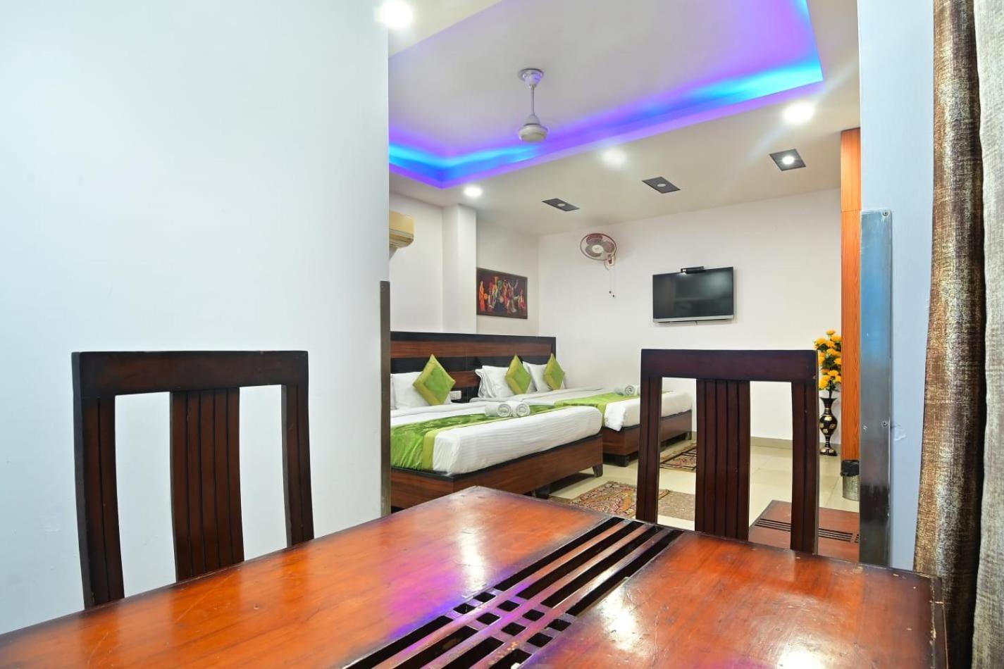 Hotel Emporio View - New Delhi Railway Station - Paharganj 외부 사진