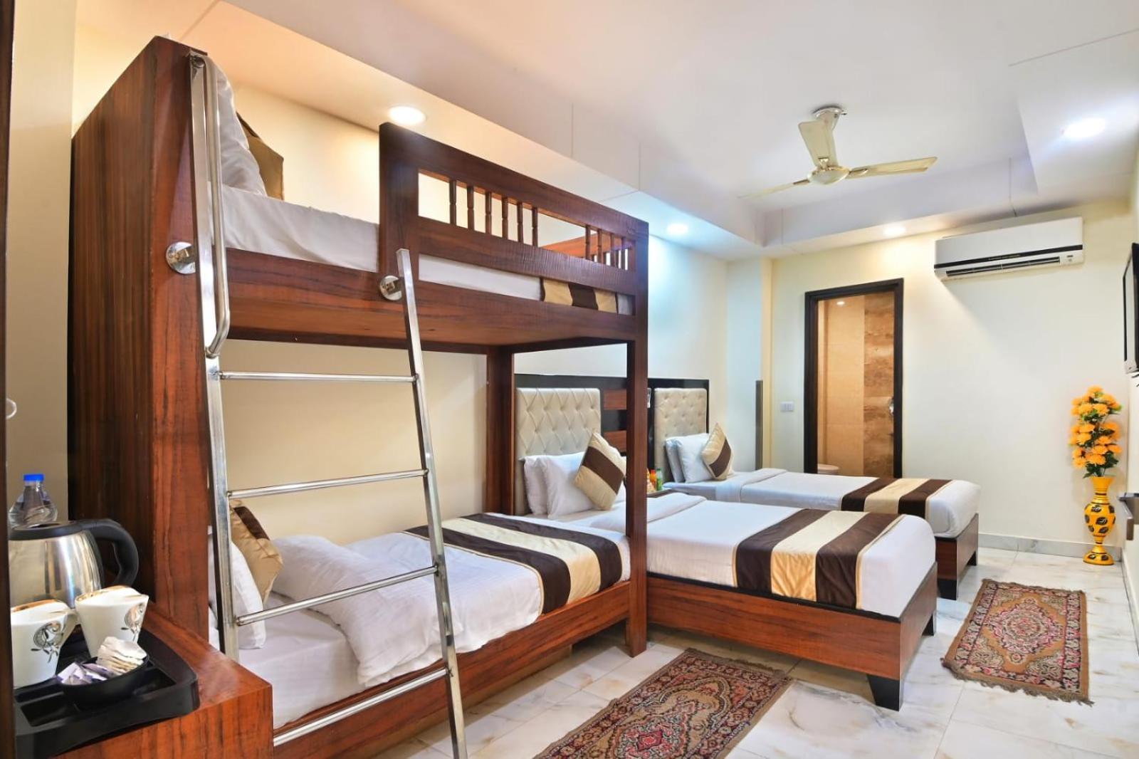 Hotel Emporio View - New Delhi Railway Station - Paharganj 외부 사진
