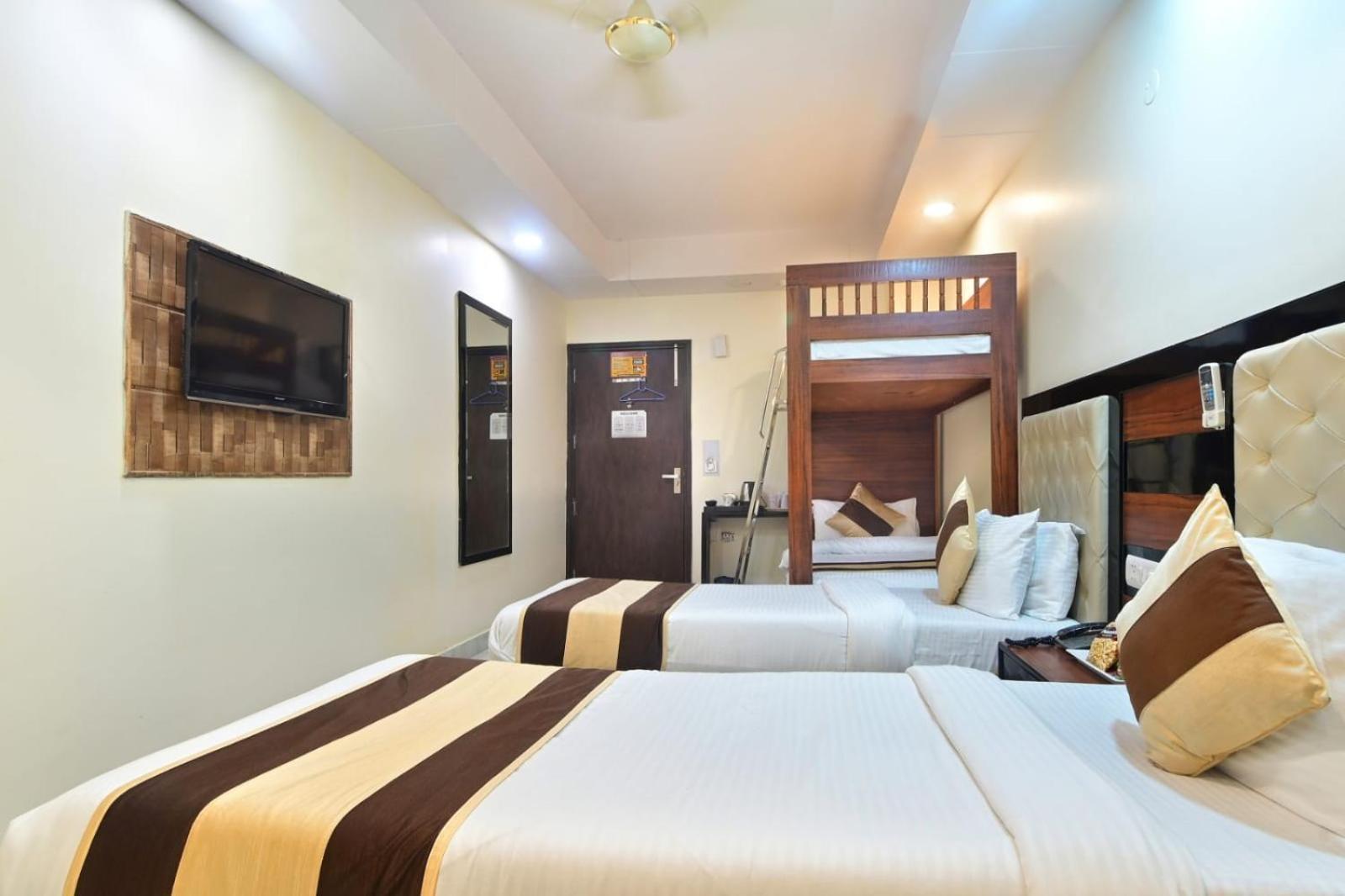 Hotel Emporio View - New Delhi Railway Station - Paharganj 외부 사진